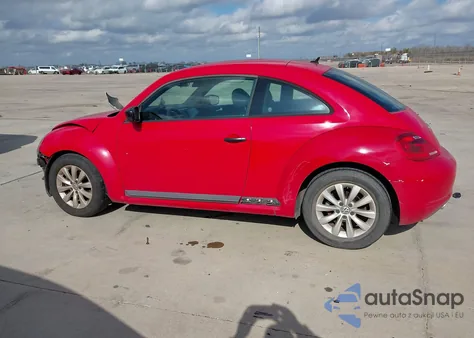 2014 Volkswagen Beetle 2.5L Entry z USA, uszkodzony, nr VIN 3VWFP7ATXEM611114